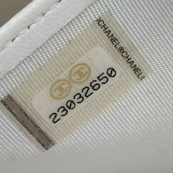 Chanel Zippy Wallet Black Lamb Skin - Picture 9 of 9